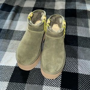 Classic Ultra Mini Braid Plat Boot